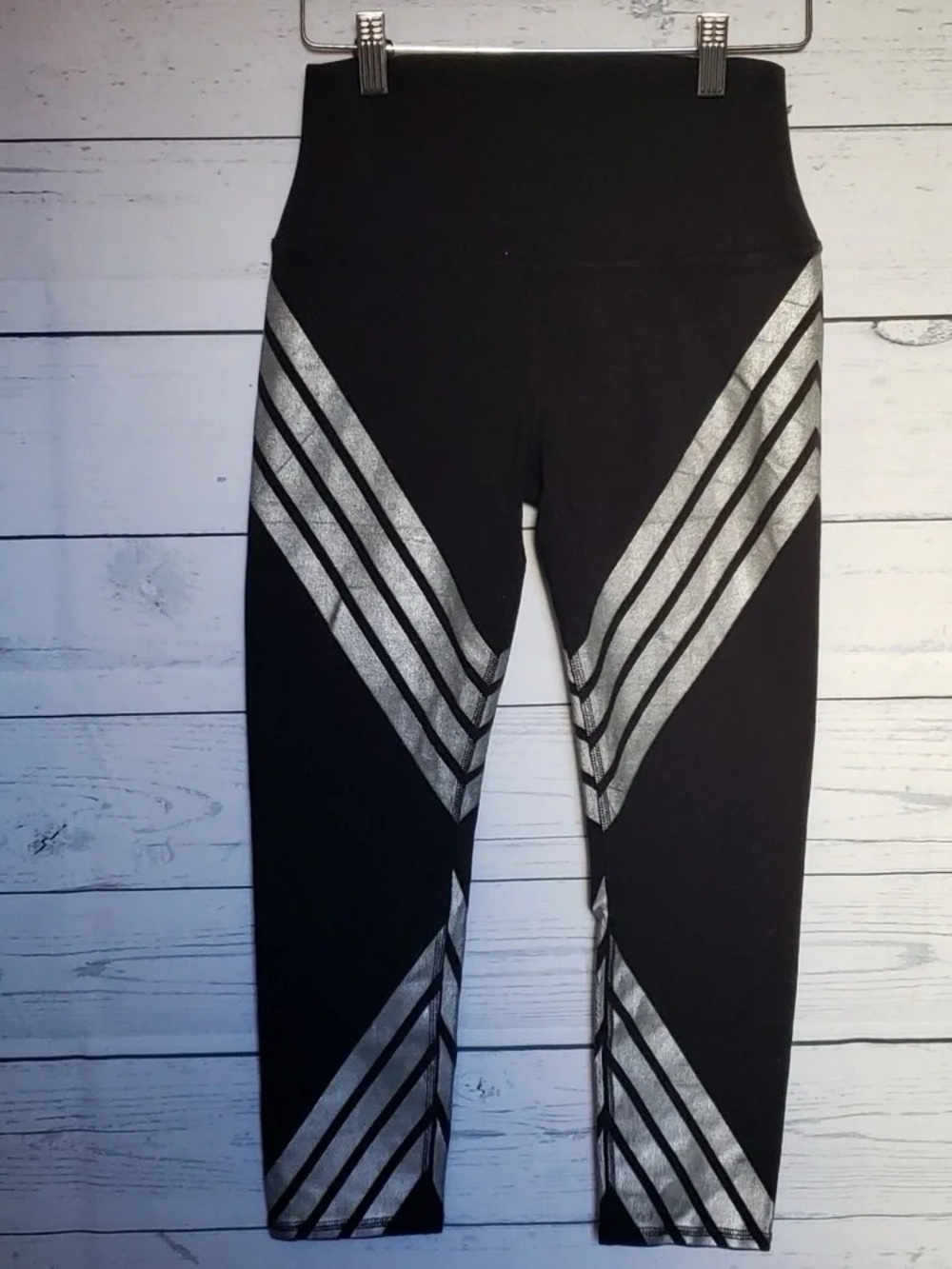 High-Waist Black Leggings with Silver Chevron Accents